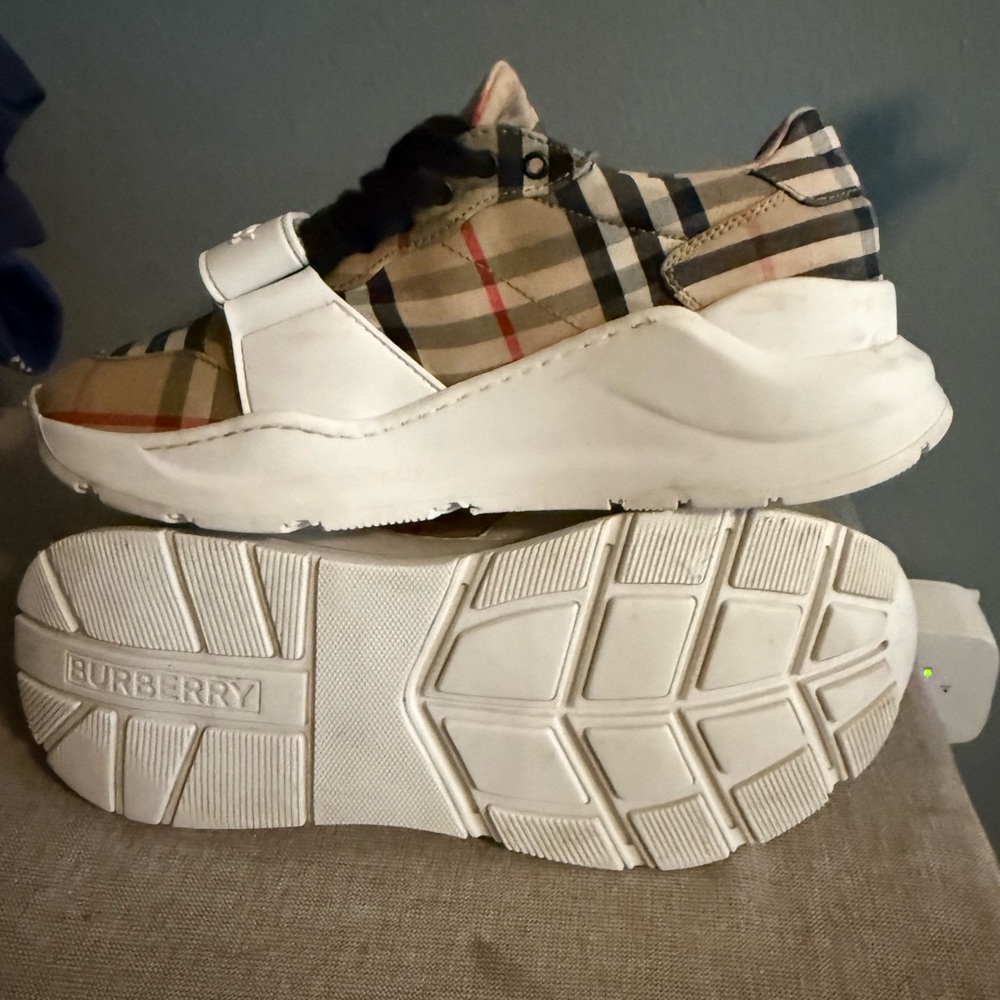 BURBERRY Regis check logo canvas sneakers 38.5